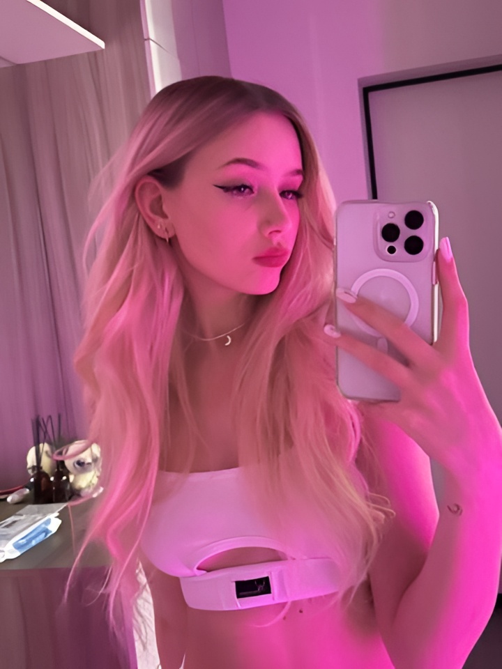 Лолита привлекальеная девушка из Яровое цена от 5000 руб