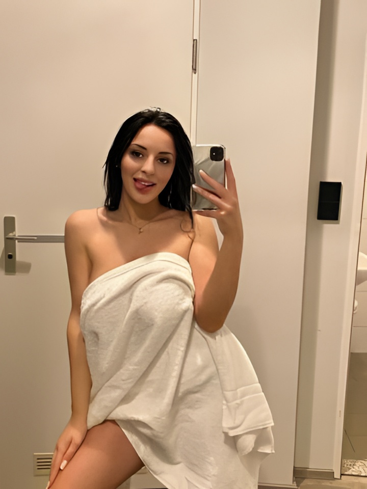 Вероника привлекальеная девушка из Яровое цена от 10000 руб