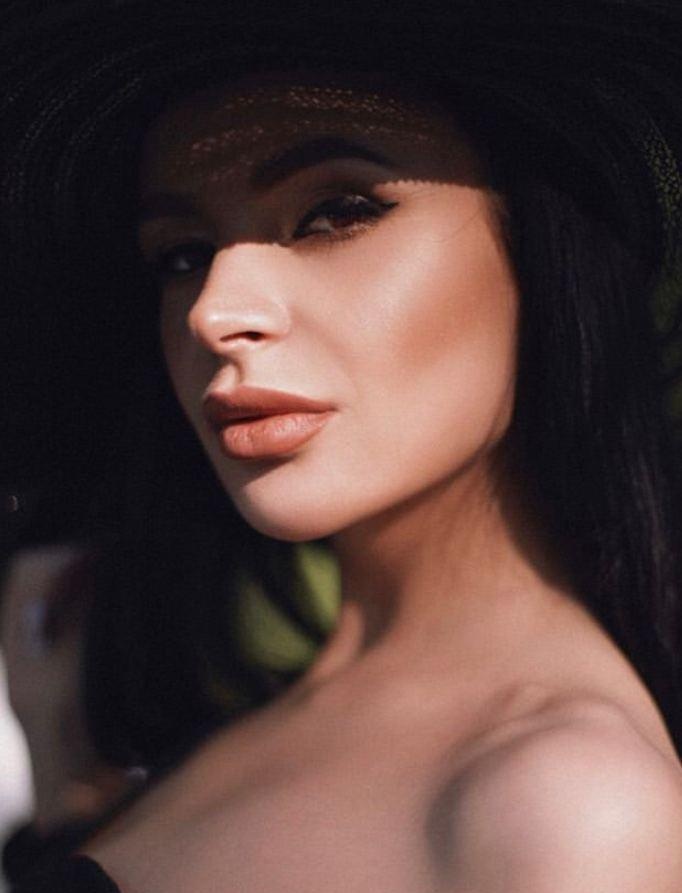 Индивидуалка 🎥 Оксана, доступна для личного знакомства от 5000 руб