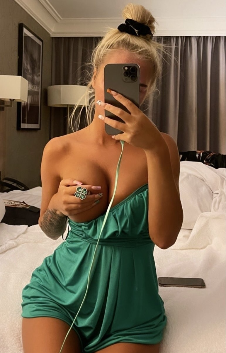 Рита привлекальеная девушка из Яровое цена от 6000 руб