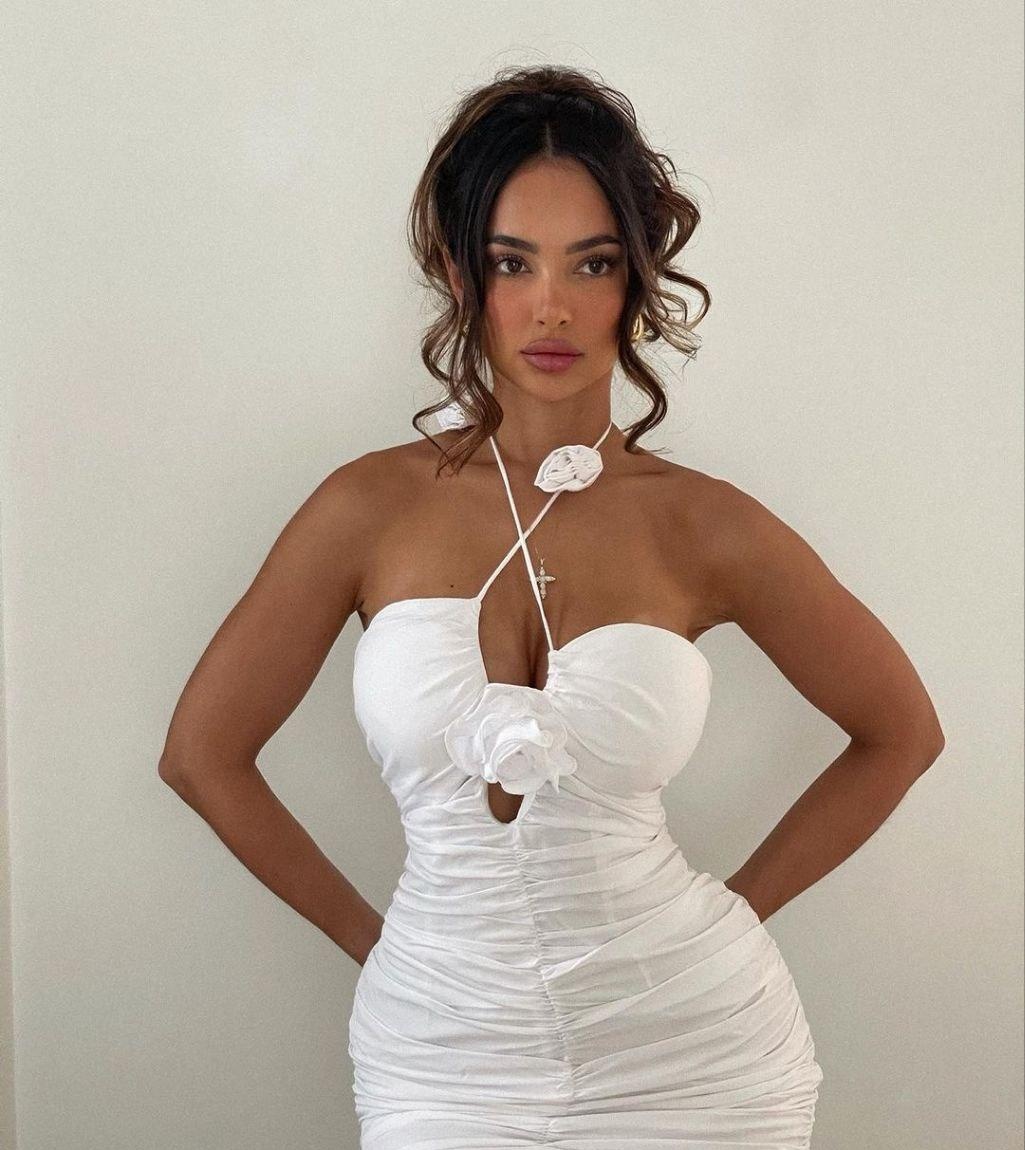 Злата привлекальеная девушка из Яровое цена от 4500 руб