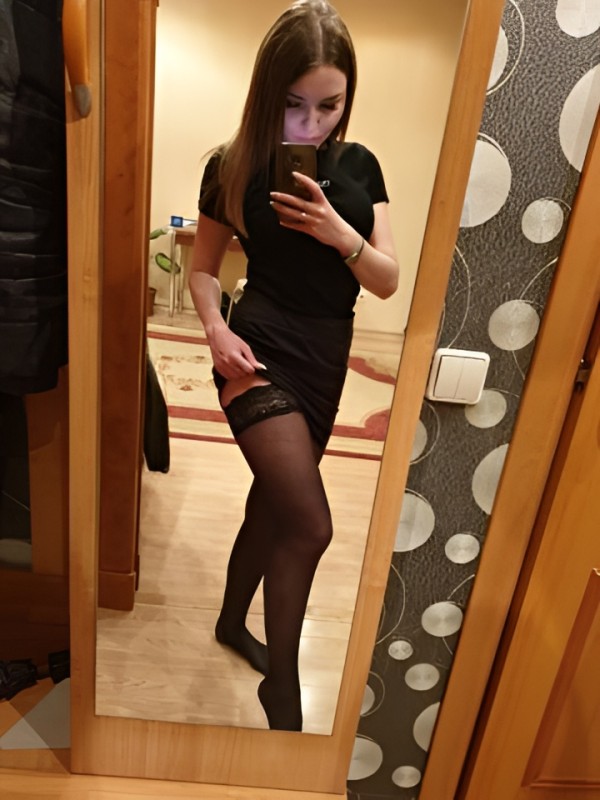 Ирина привлекательная девушка из Яровое цена от 3000 руб