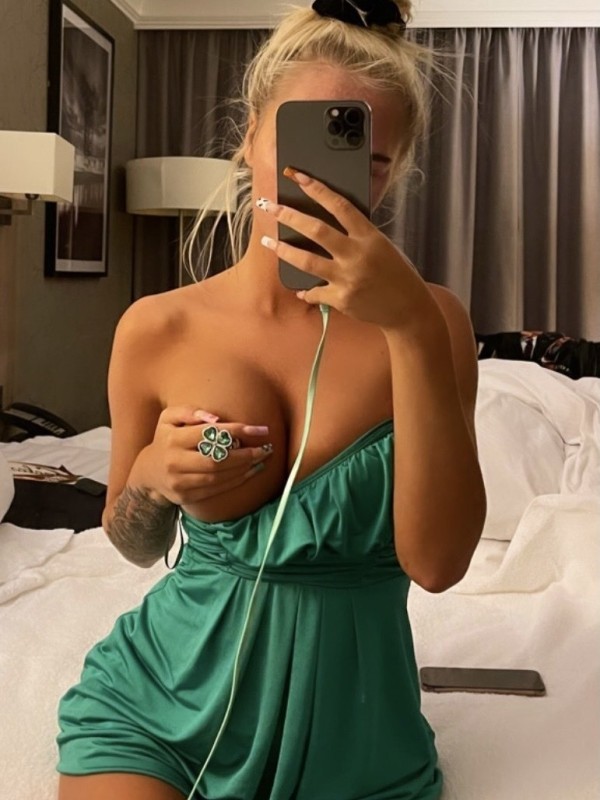 Рита привлекательная девушка из Яровое цена от 6000 руб