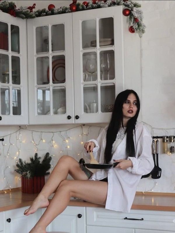 🎥 Оксана привлекательная девушка из Яровое цена от 4000 руб